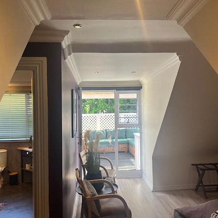 Yebo Boutique Guesthouse Съмърсет Уест Екстериор снимка