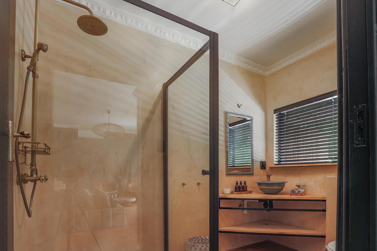 Yebo Boutique Guesthouse Съмърсет Уест Екстериор снимка